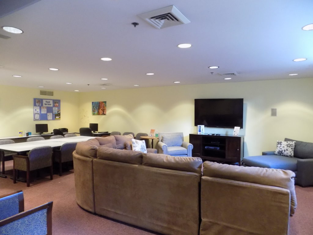 The Children's House at Johns Hopkins family room